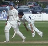 Amjad Khan (cricketer, born 1980)
