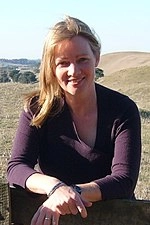 Anna Mackenzie (writer)