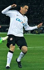 Chicão (footballer, born 1981)