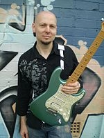 Chris Brooks (guitarist)