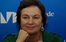 Clara Sánchez (writer)