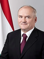 Csaba Hende