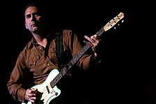 Dave Gonzalez (guitarist)