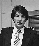 Gordon Smith (footballer, born December 1954)