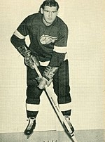 Johnny Wilson (ice hockey)