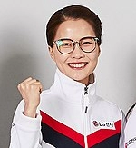 Kim Eun-jung (curler)