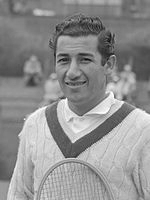 Luis Ayala (tennis)