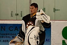 Michael Hutchinson (ice hockey)