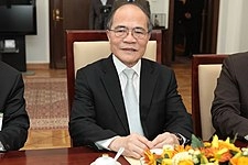 Nguyễn Sinh Hùng