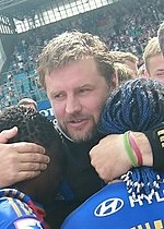 Sergey Shustikov (footballer, born 1970)