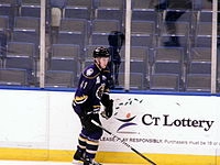 Tom Cavanagh (ice hockey)
