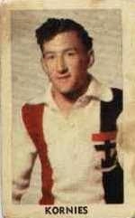 Tom Meehan (footballer, born 1926)