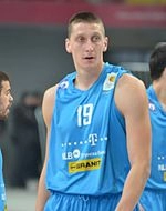 Uroš Nikolić (basketball)