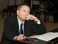 Vartan Adjemian