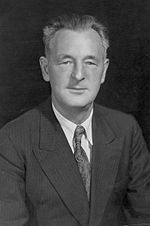 William Irvine (Canadian politician)