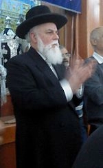Yitzhak Peretz (politician born 1938)